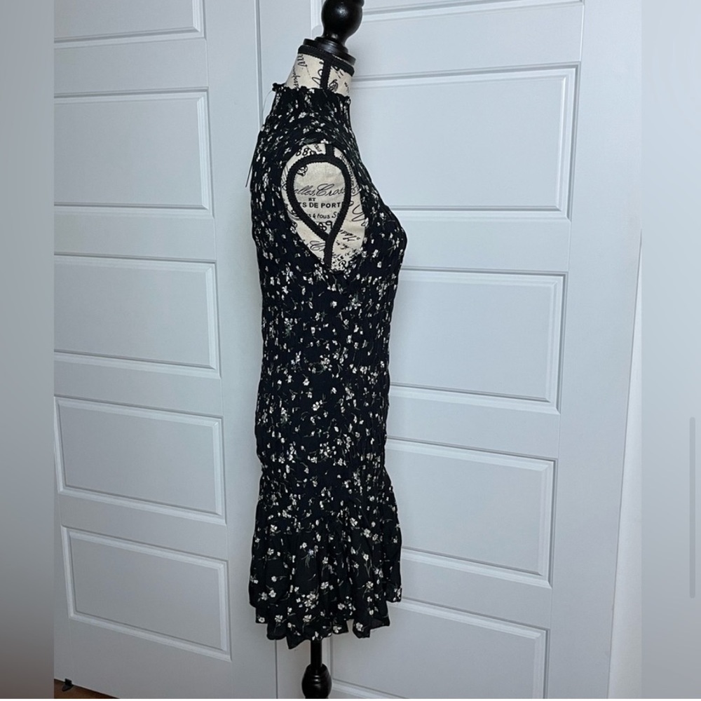 NWT Lulu’s Bouquets for You Black Floral Print Smocked Mini Dress - Picture 6 of 10